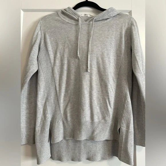 Athleta Women’s Gray Hoodie - Picture 1 of 4